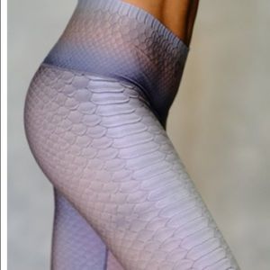 🐍 Niyama Sol Fawn DiamondBack 7/ 8 Legging